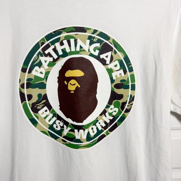 BAPE 1st Camo Busy Works mens tee size Medium white short sleeves - Picture 2 of 6